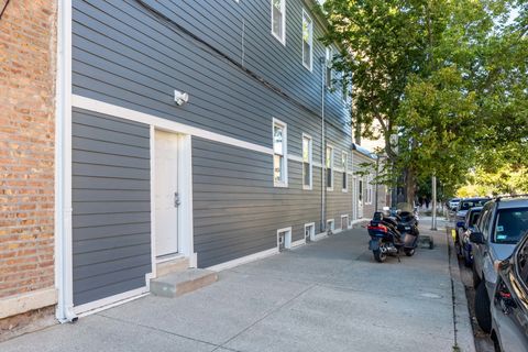 1900 S Throop Street 9 Chicago IL 60608