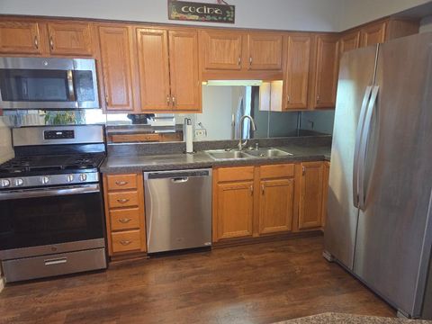Tiny photo for 8815 W Golf Road #3A, Niles, IL 60714 (MLS # 12608853)