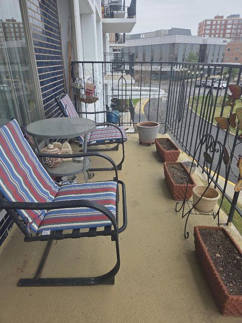 Tiny photo for 8815 W Golf Road #3A, Niles, IL 60714 (MLS # 12608853)