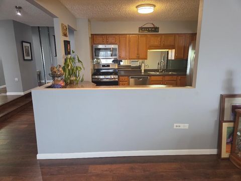 Tiny photo for 8815 W Golf Road #3A, Niles, IL 60714 (MLS # 12608853)