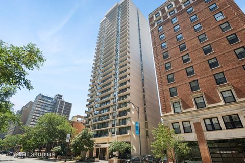 Tiny photo for 3150 N Sheridan Road #25D, Chicago, IL 60657 (MLS # 12516709)