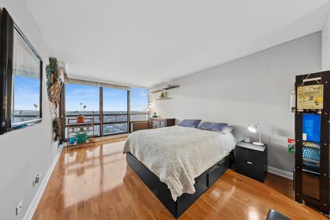 Tiny photo for 3150 N Sheridan Road #25D, Chicago, IL 60657 (MLS # 12516709)