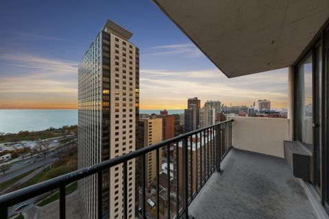 Tiny photo for 3150 N Sheridan Road #25D, Chicago, IL 60657 (MLS # 12516709)