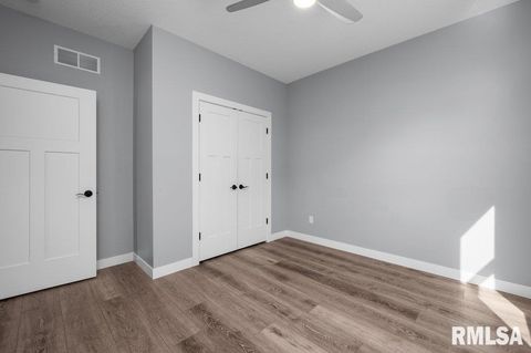 Tiny photo for 3880 DECKARD Drive, Bettendorf, IA 52722 (MLS # QC4269133)