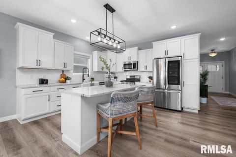 Tiny photo for 3880 DECKARD Drive, Bettendorf, IA 52722 (MLS # QC4269133)