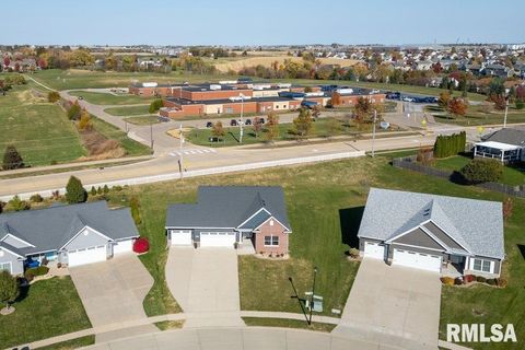 Tiny photo for 3880 DECKARD Drive, Bettendorf, IA 52722 (MLS # QC4269133)