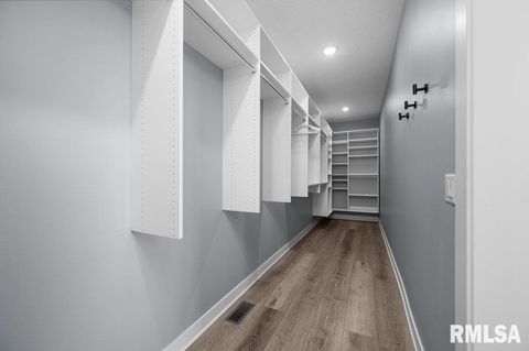 Tiny photo for 3880 DECKARD Drive, Bettendorf, IA 52722 (MLS # QC4269133)