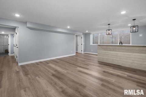 Tiny photo for 3880 DECKARD Drive, Bettendorf, IA 52722 (MLS # QC4269133)