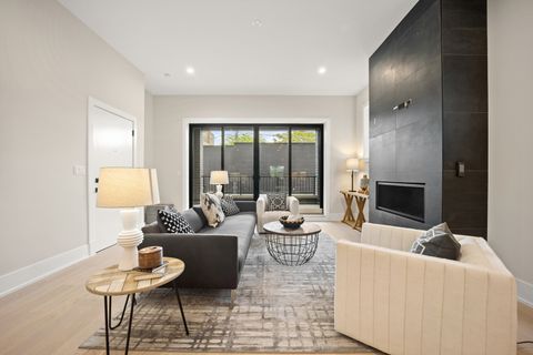 Tiny photo for 4347 N Richmond Avenue #1S, Chicago, IL 60618 (MLS # 12332206)