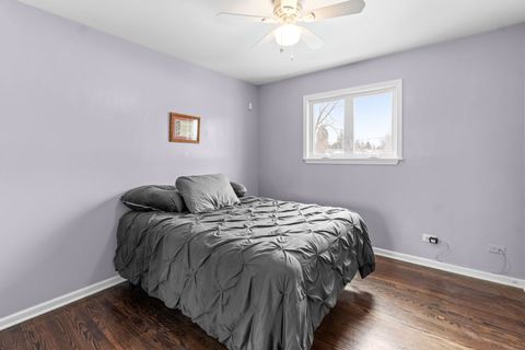 Tiny photo for 45 Cambridge Lane, Glendale Heights, IL 60139 (MLS # 12566910)