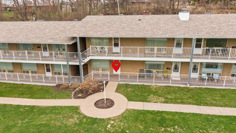 Tiny photo for 1104 Kimberly Road #901, Bettendorf, IA 52722 (MLS # 12604017)