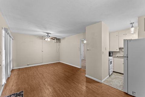 Tiny photo for 1104 Kimberly Road #901, Bettendorf, IA 52722 (MLS # 12604017)