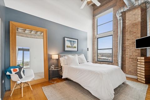 Tiny photo for 2545 S Dearborn Street #606, Chicago, IL 60616 (MLS # 12564172)