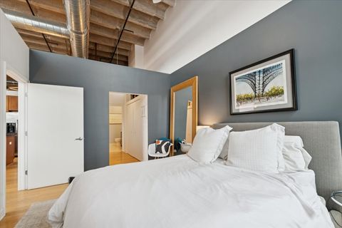 Tiny photo for 2545 S Dearborn Street #606, Chicago, IL 60616 (MLS # 12564172)