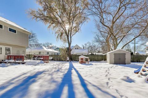 Tiny photo for 218 N School Street, Mount Prospect, IL 60056 (MLS # 12550363)