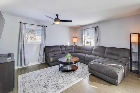 Tiny photo for 218 N School Street, Mount Prospect, IL 60056 (MLS # 12550363)