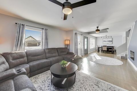 Tiny photo for 218 N School Street, Mount Prospect, IL 60056 (MLS # 12550363)