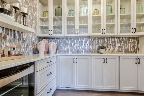 Tiny photo for 2 Hawthorn Ridge Drive, Hawthorn Woods, IL 60047 (MLS # 12453514)