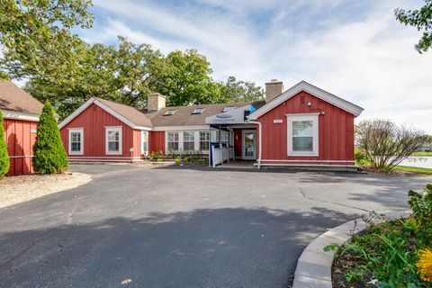 Tiny photo for 6 Secretariat Court, Grayslake, IL 60030 (MLS # 12473316)