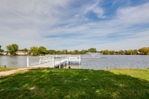 Tiny photo for 6 Secretariat Court, Grayslake, IL 60030 (MLS # 12473316)