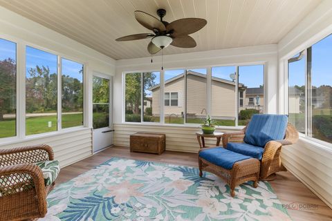 Tiny photo for 6 Secretariat Court, Grayslake, IL 60030 (MLS # 12473316)