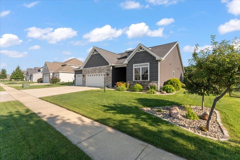 Tiny photo for 1114 Ashford Court, Mahomet, IL 61853 (MLS # 12704662)