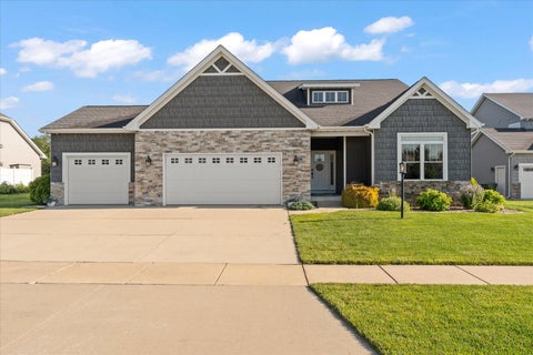 Tiny photo for 1114 Ashford Court, Mahomet, IL 61853 (MLS # 12704662)