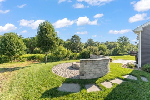 Tiny photo for 1114 Ashford Court, Mahomet, IL 61853 (MLS # 12704662)