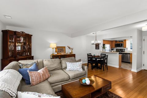 Tiny photo for 435 Elm Street #4G, Deerfield, IL 60015 (MLS # 12492039)