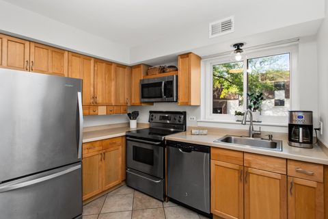 Tiny photo for 435 Elm Street #4G, Deerfield, IL 60015 (MLS # 12492039)