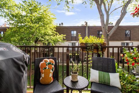 Tiny photo for 435 Elm Street #4G, Deerfield, IL 60015 (MLS # 12492039)