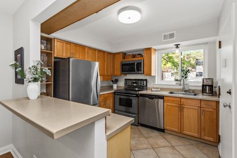 Tiny photo for 435 Elm Street #4G, Deerfield, IL 60015 (MLS # 12492039)