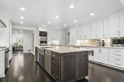 Tiny photo for 986 Brittany Road, Highland Park, IL 60035 (MLS # 12624130)