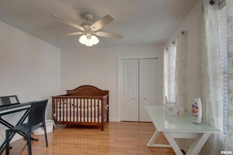 Tiny photo for 1532 Winsor Drive, Quincy, IL 62305 (MLS # QC4268321)