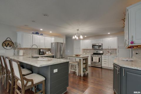 Tiny photo for 1532 Winsor Drive, Quincy, IL 62305 (MLS # QC4268321)