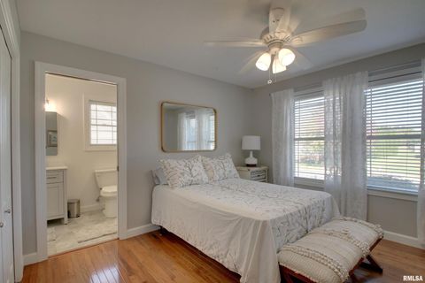 Tiny photo for 1532 Winsor Drive, Quincy, IL 62305 (MLS # QC4268321)