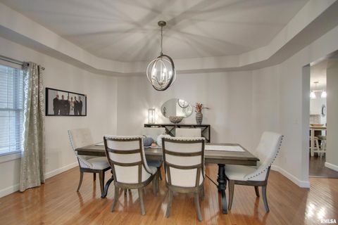 Tiny photo for 1532 Winsor Drive, Quincy, IL 62305 (MLS # QC4268321)