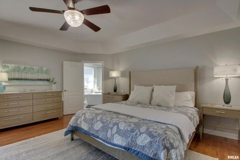 Tiny photo for 1532 Winsor Drive, Quincy, IL 62305 (MLS # QC4268321)