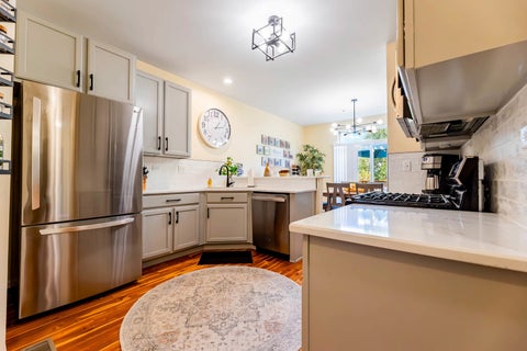 Tiny photo for 73 Woodview Drive, Glen Ellyn, IL 60137 (MLS # 12730533)
