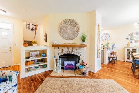 Tiny photo for 73 Woodview Drive, Glen Ellyn, IL 60137 (MLS # 12730533)