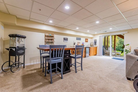 Tiny photo for 73 Woodview Drive, Glen Ellyn, IL 60137 (MLS # 12730533)