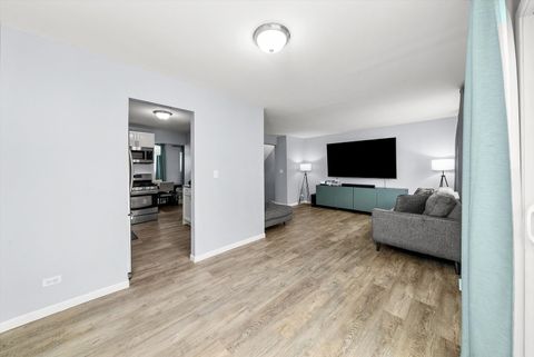 Tiny photo for 1011 Sandpiper Court, Bartlett, IL 60103 (MLS # 12548765)