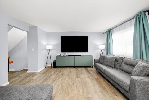 Tiny photo for 1011 Sandpiper Court, Bartlett, IL 60103 (MLS # 12548765)