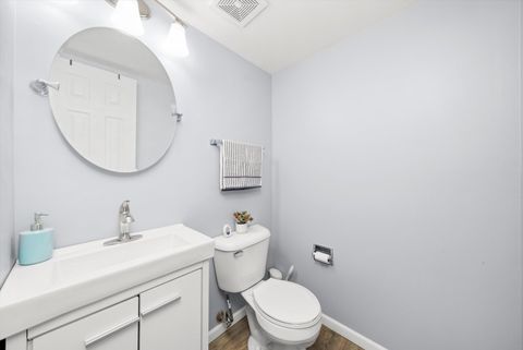 Tiny photo for 1011 Sandpiper Court, Bartlett, IL 60103 (MLS # 12548765)