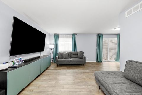 Tiny photo for 1011 Sandpiper Court, Bartlett, IL 60103 (MLS # 12548765)