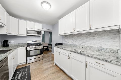 Tiny photo for 1011 Sandpiper Court, Bartlett, IL 60103 (MLS # 12548765)