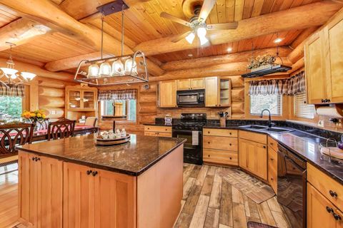 Tiny photo for 19542 Bauer Road, Custer Park, IL 60481 (MLS # 12438716)