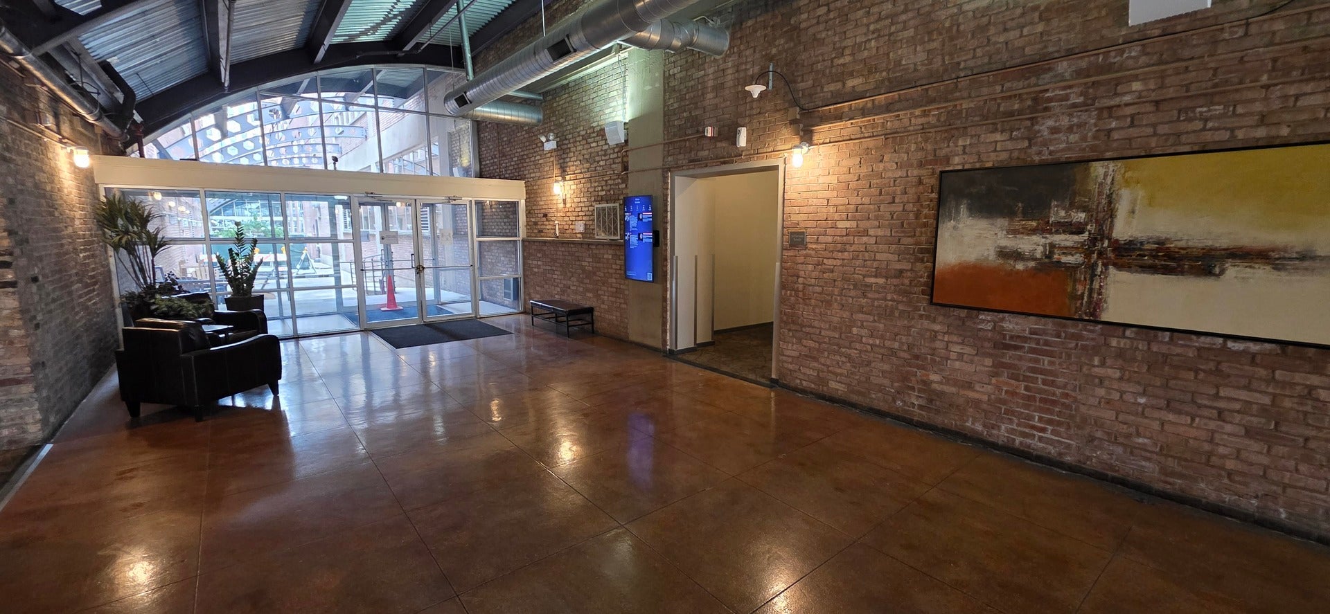 500 S Clinton Street 226