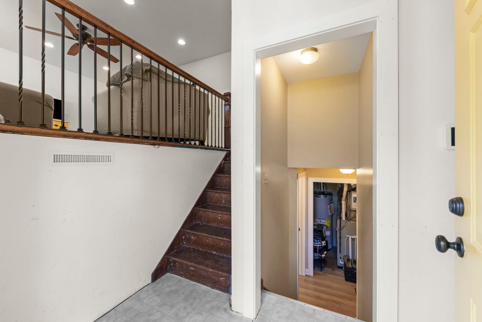 212 W Woodlawn Road