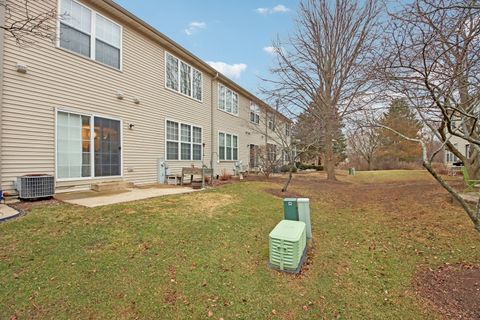 Tiny photo for 831 Amelia Court, Grayslake, IL 60030 (MLS # 12571545)